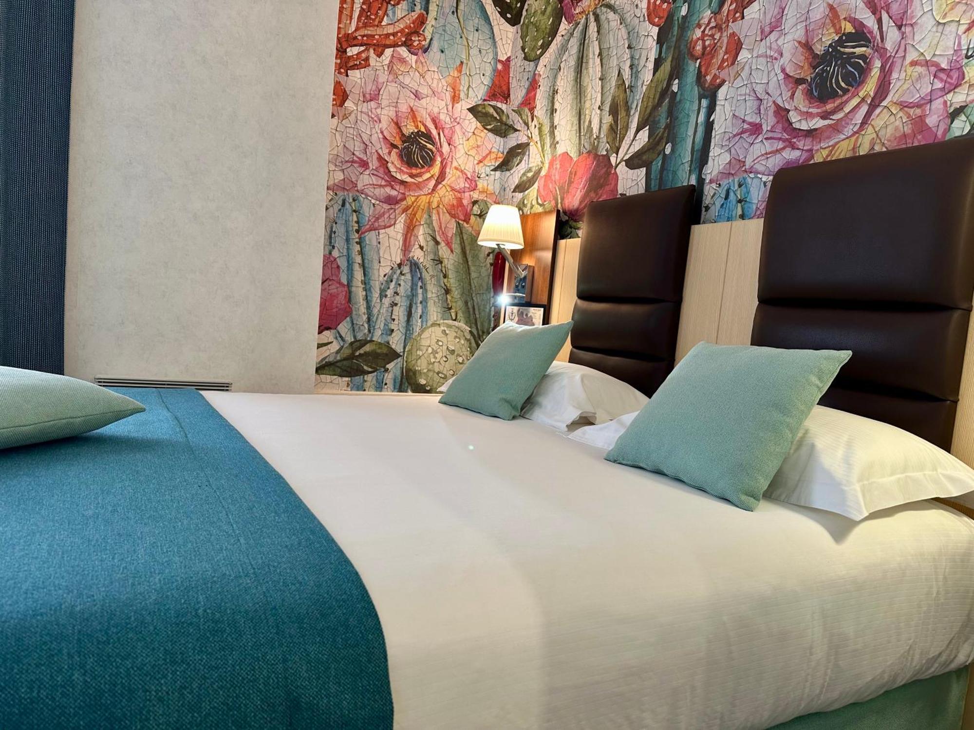 Hotel Arverna Vichy - Clt'Hotel Luaran gambar