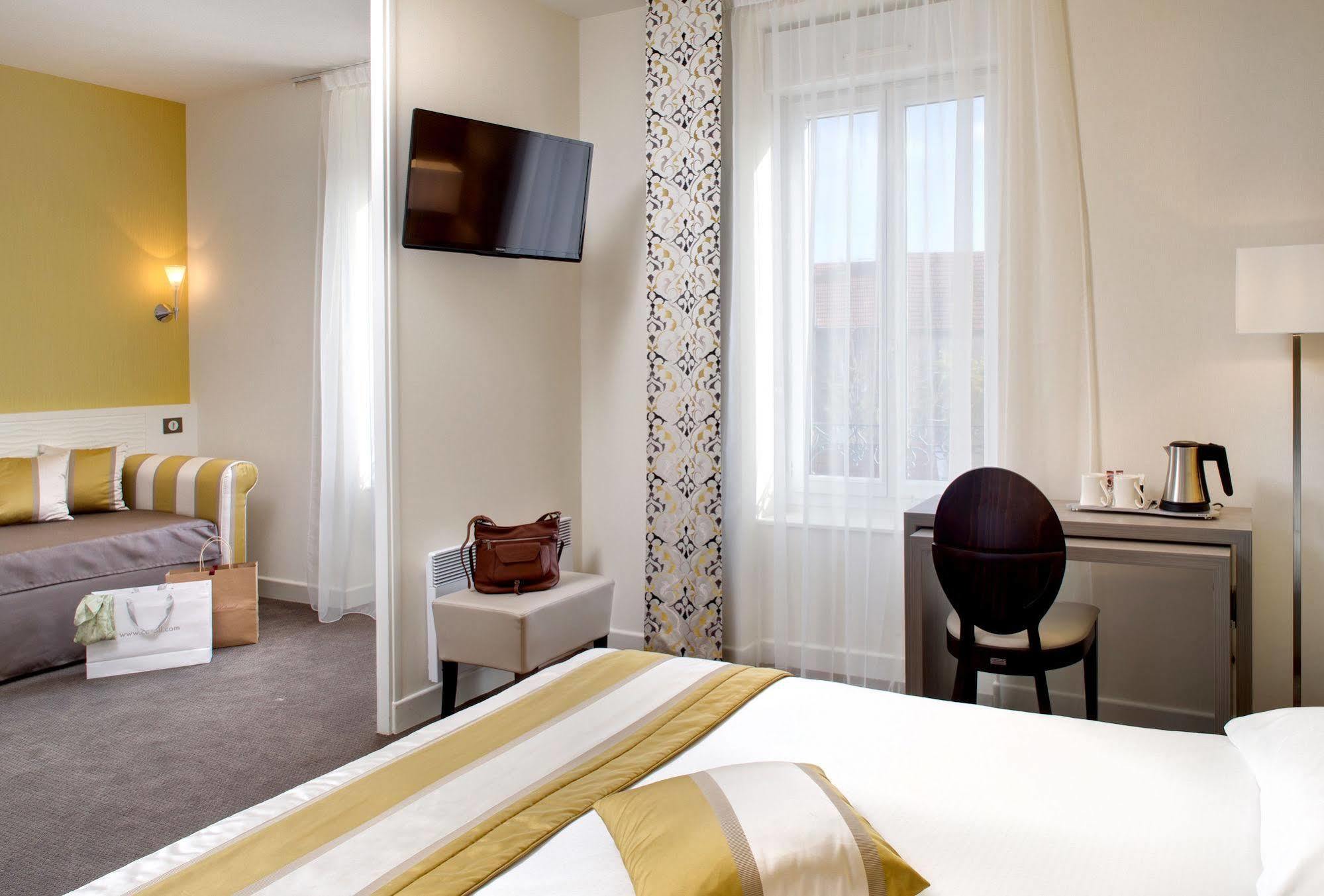 Hotel Arverna Vichy - Clt'Hotel Luaran gambar
