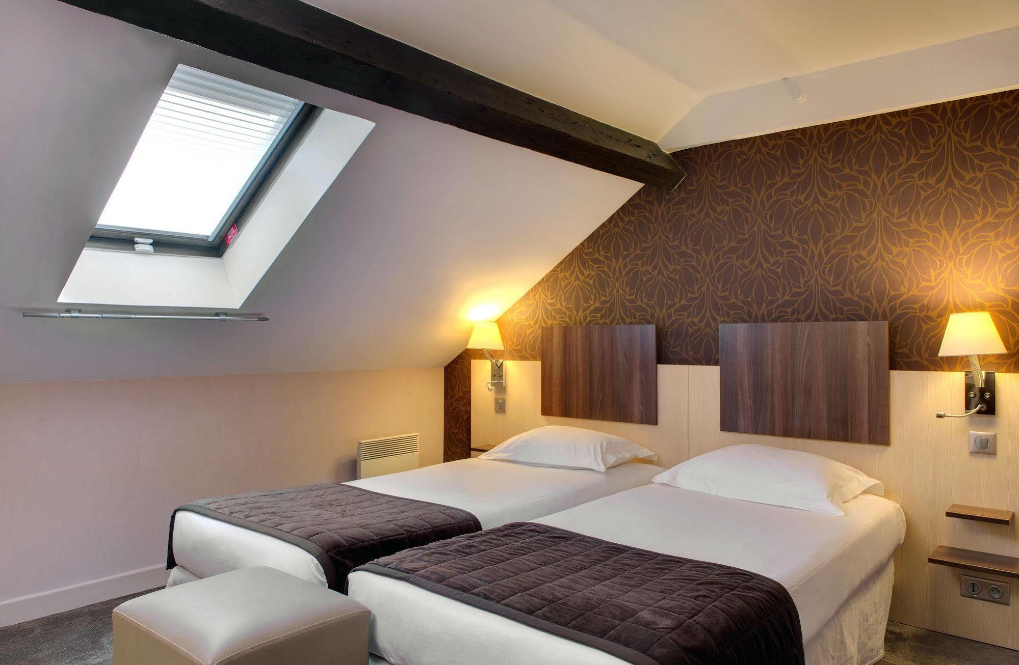 Hotel Arverna Vichy - Clt'Hotel Luaran gambar