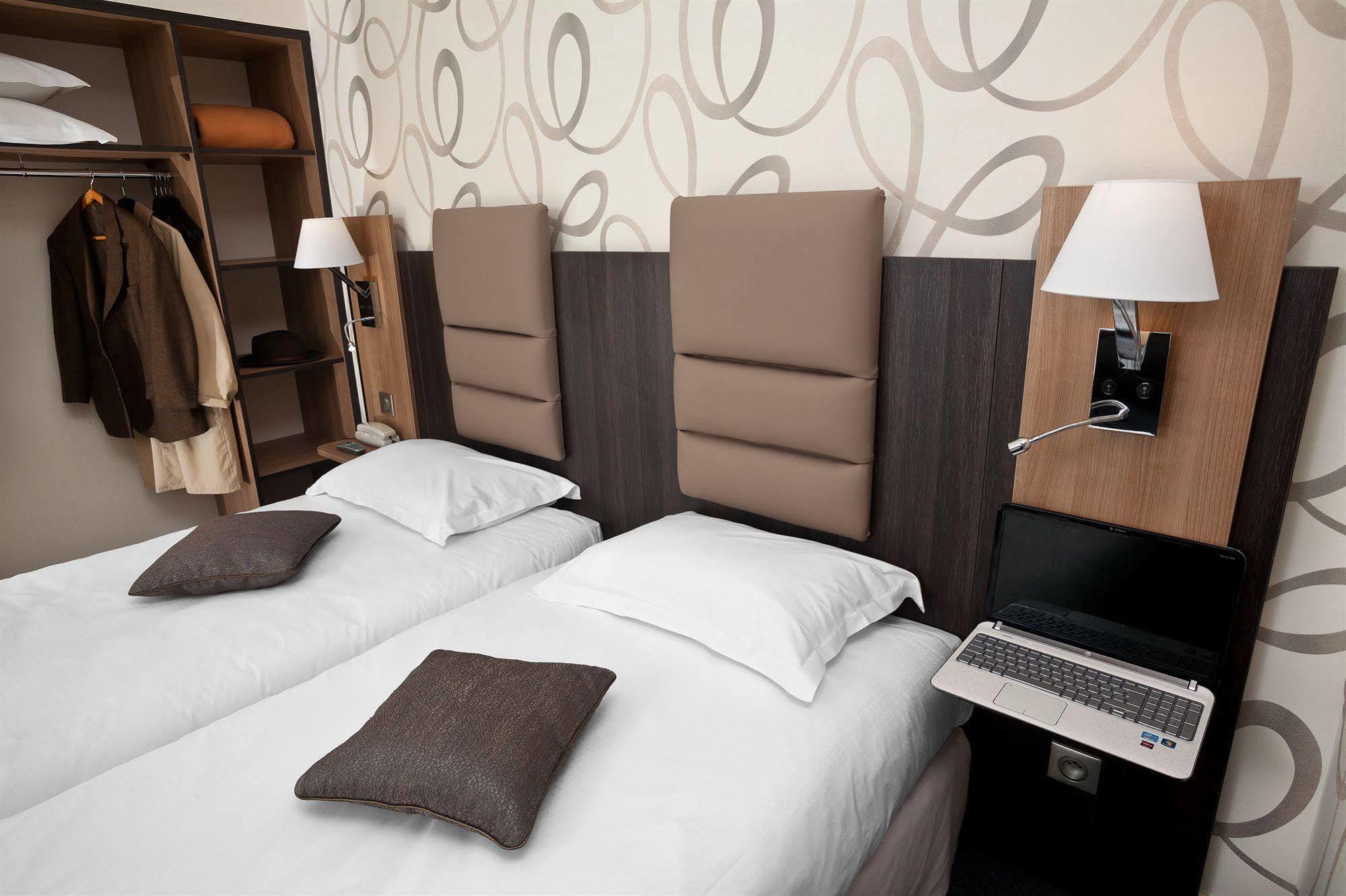 Hotel Arverna Vichy - Clt'Hotel Luaran gambar